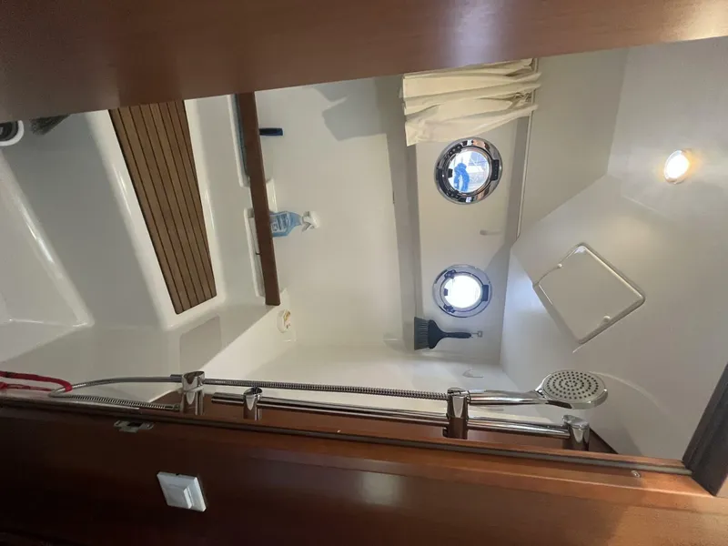 Slide: The Image of Beneteau Swift Trawler 30 2016 - 18