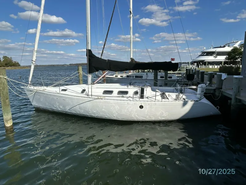 The Image of Beneteau 38s5 1992 - 0