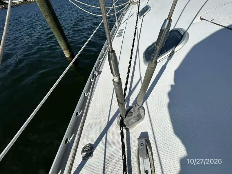 Slide: The Image of Beneteau 38s5 1992 - 19