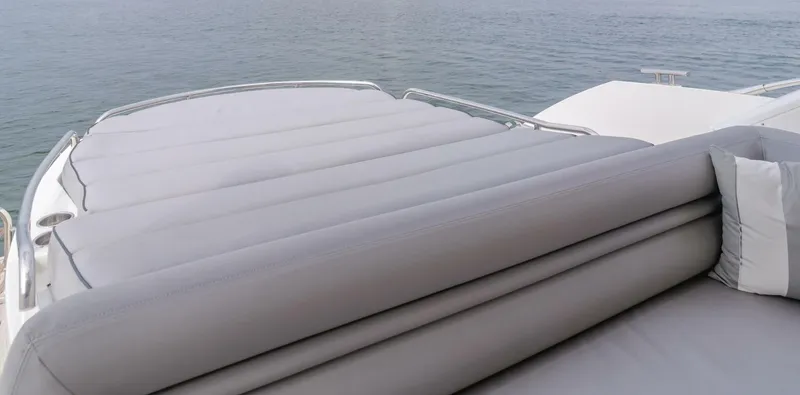 Slide: The Image of Sunseeker Portofino 48 2012 - 10