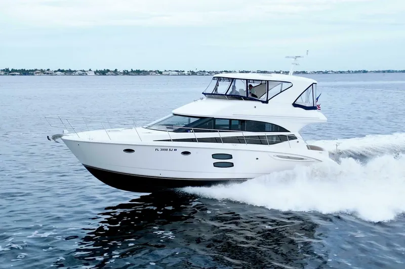 Slide: The Image of Meridian 441 Sedan 2013 - 10