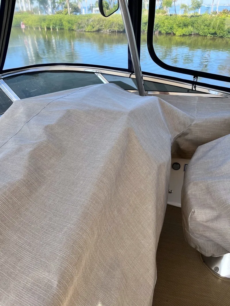 Slide: The Image of Meridian 441 Sedan 2013 - 24