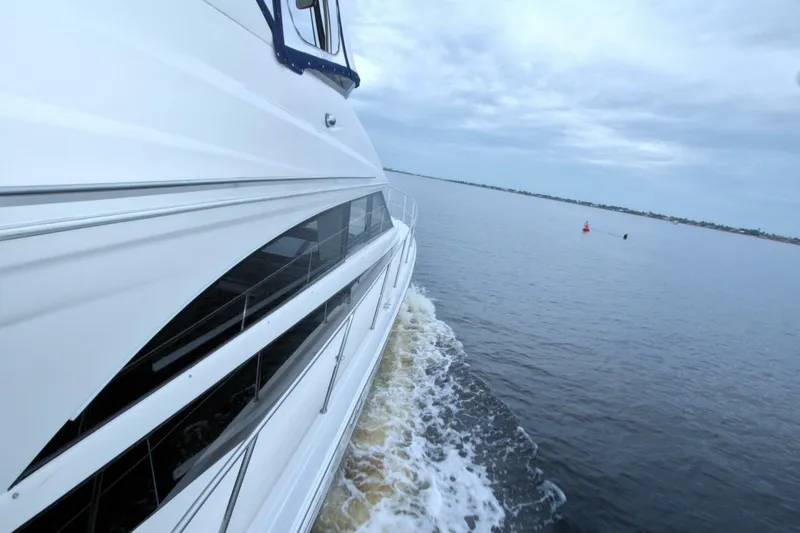 Slide: The Image of Meridian 441 Sedan 2013 - 33