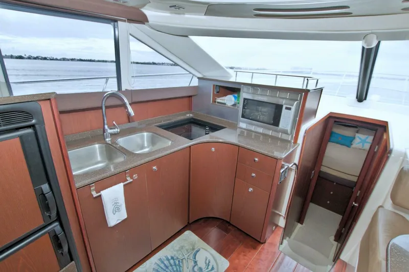 Slide: The Image of Meridian 441 Sedan 2013 - 47
