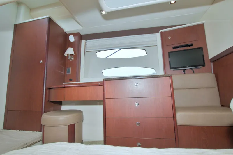 Slide: The Image of Meridian 441 Sedan 2013 - 61