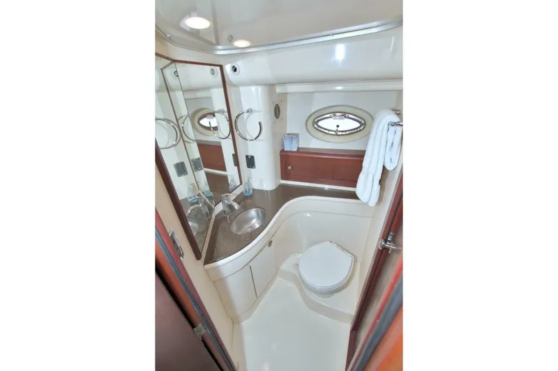 Slide: The Image of Meridian 441 Sedan 2013 - 64