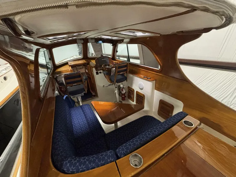 Slide: The Image of Hinckley Yachts 36 Picnic Boat EP 2004 - 8