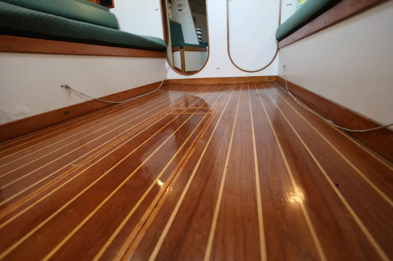 Slide: The Image of J Boats 120 1996 - 104