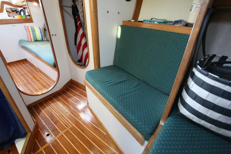 Slide: The Image of J Boats 120 1996 - 119