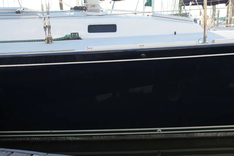 Slide: The Image of J Boats 120 1996 - 13