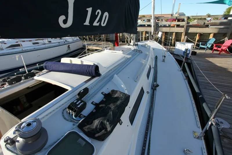 Slide: The Image of J Boats 120 1996 - 30