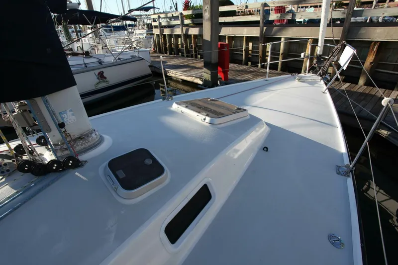 Slide: The Image of J Boats 120 1996 - 34