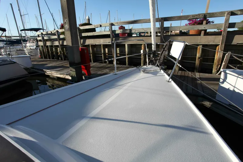 Slide: The Image of J Boats 120 1996 - 35