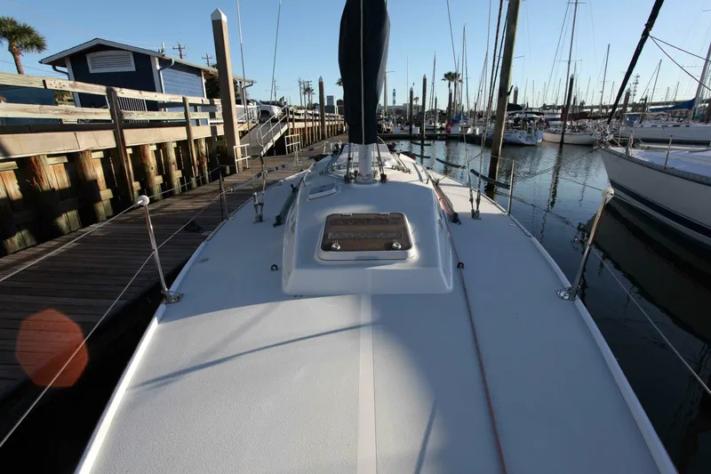 Slide: The Image of J Boats 120 1996 - 37