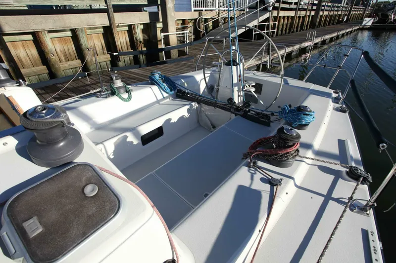 Slide: The Image of J Boats 120 1996 - 42
