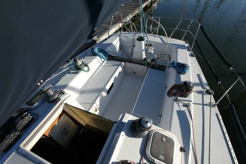 Slide: The Image of J Boats 120 1996 - 43