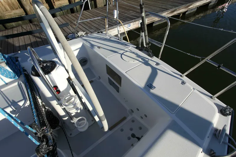 Slide: The Image of J Boats 120 1996 - 45