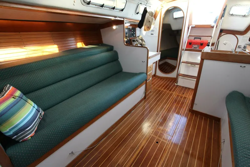 Slide: The Image of J Boats 120 1996 - 82