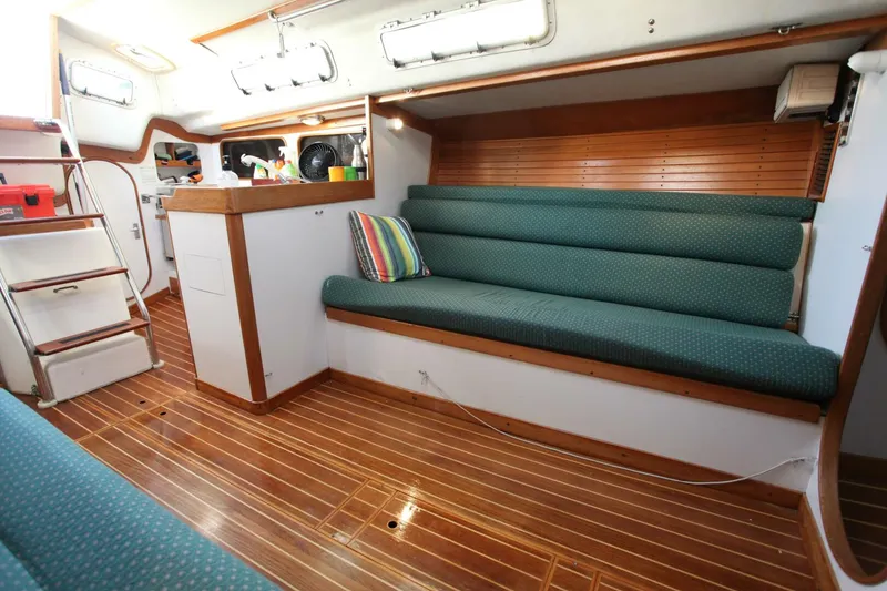 Slide: The Image of J Boats 120 1996 - 83
