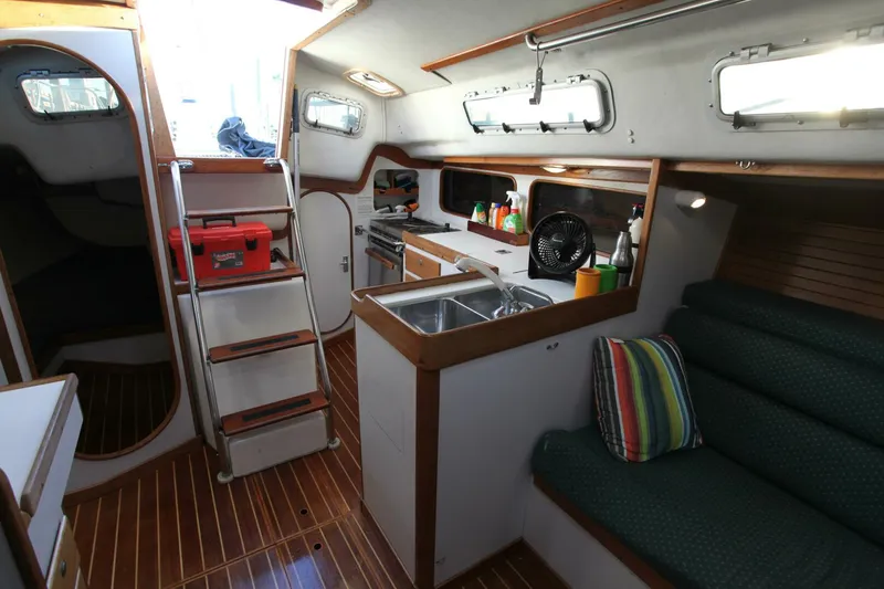 Slide: The Image of J Boats 120 1996 - 86