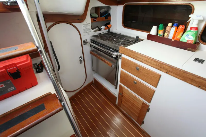 Slide: The Image of J Boats 120 1996 - 88