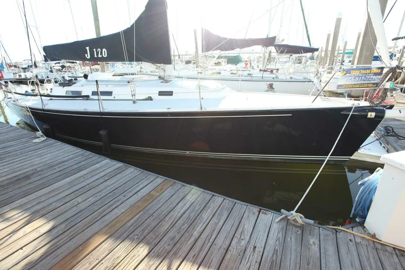 Slide: The Image of J Boats 120 1996 - 9