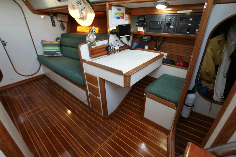 Slide: The Image of J Boats 120 1996 - 92