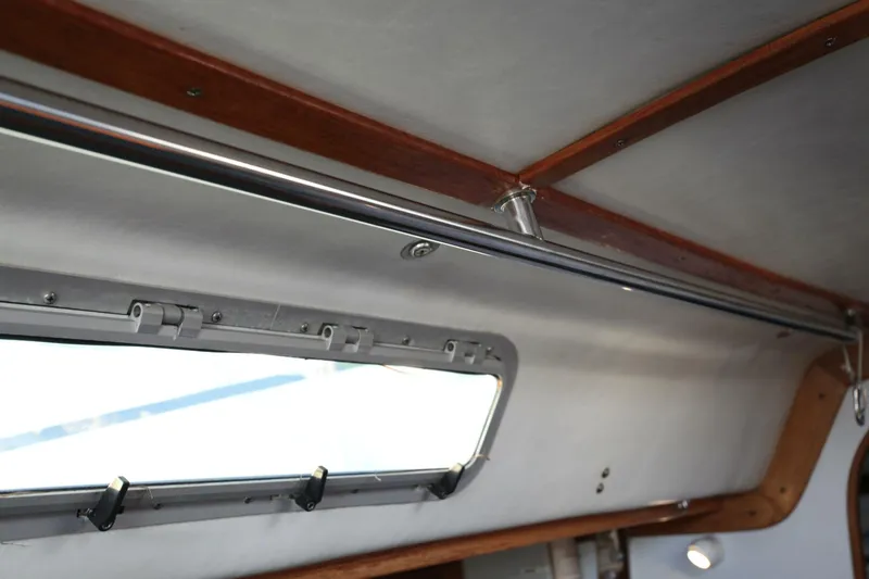 Slide: The Image of J Boats 120 1996 - 97