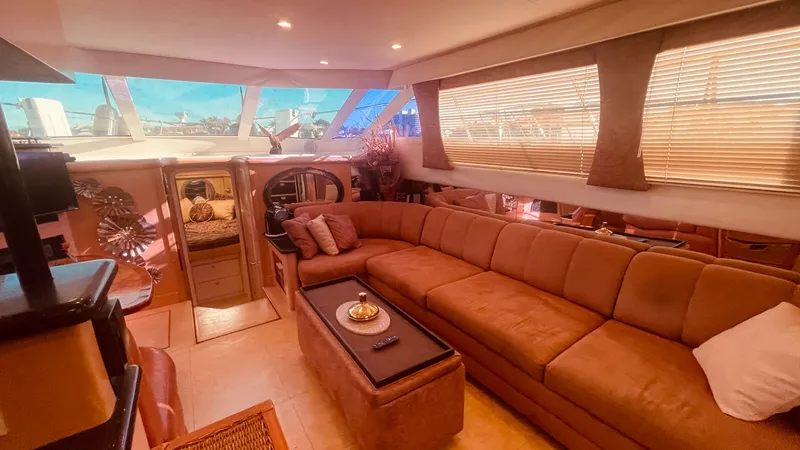 Slide: The Image of Carver Yachts 500 COCKPIT MY 1997 - 16