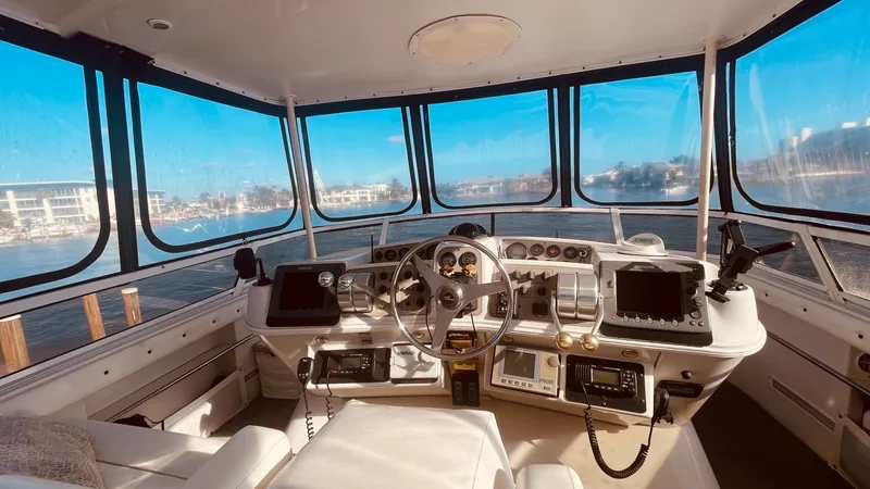 Slide: The Image of Carver Yachts 500 COCKPIT MY 1997 - 58