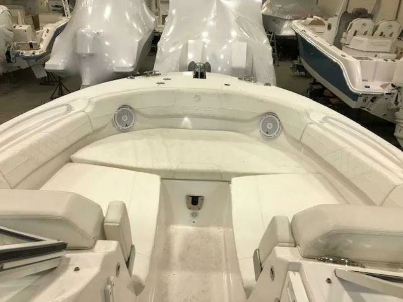 Slide: The Image of Edgewater 248CX Crossover 2018 - 3