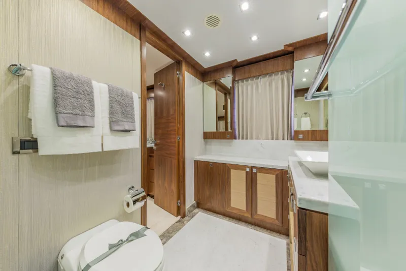 Slide: The Image of Hargrave Raised Pilothouse 2018 - 33
