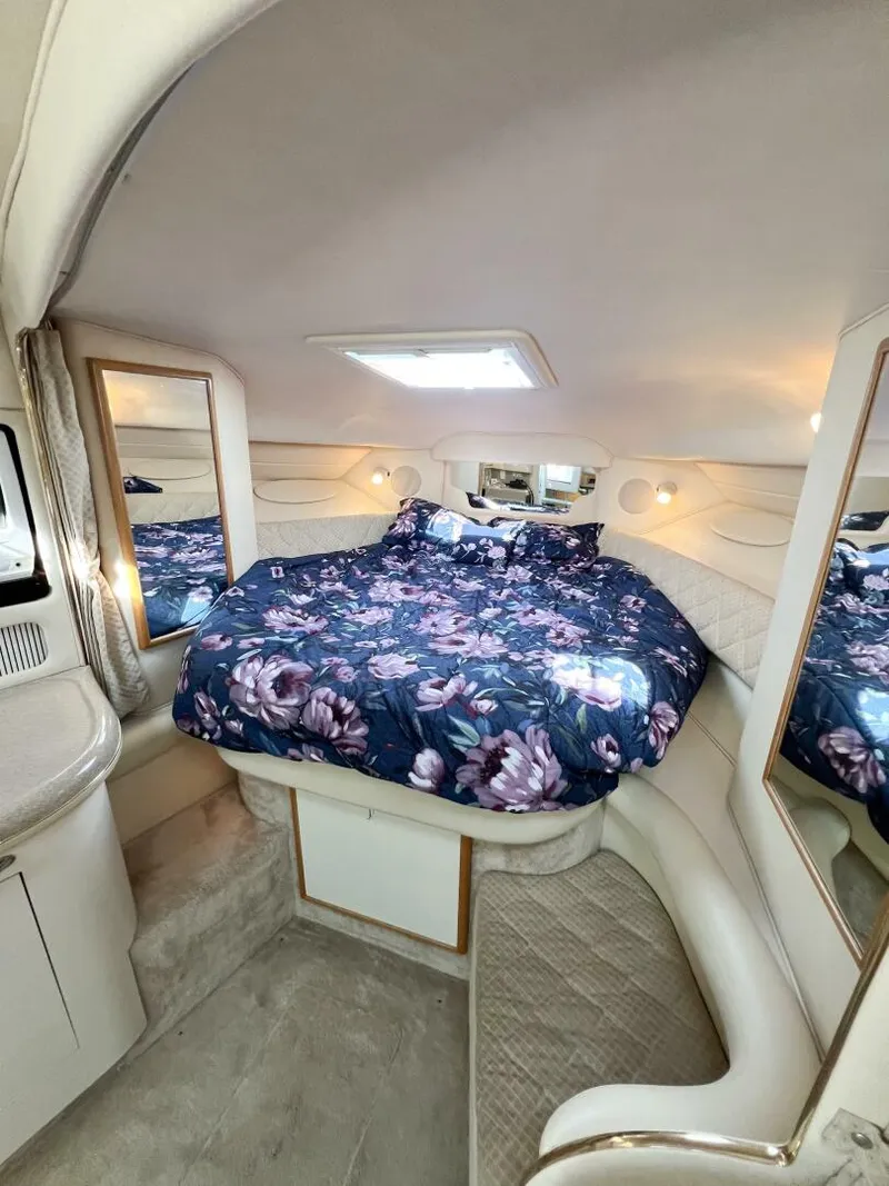 Slide: The Image of Sea Ray 340 Sundancer 2000 - 10