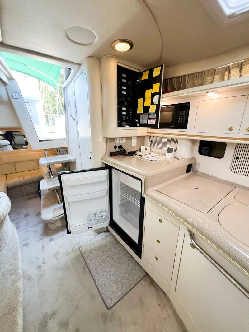 Slide: The Image of Sea Ray 340 Sundancer 2000 - 26