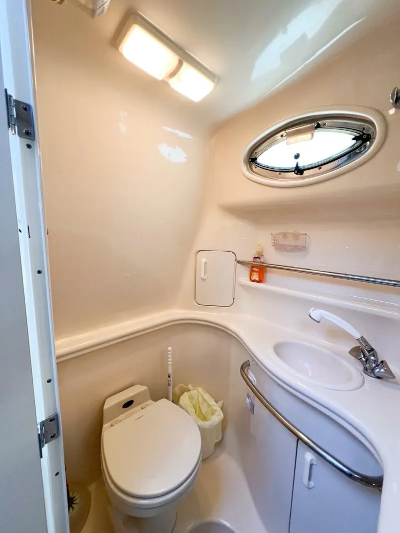 Slide: The Image of Sea Ray 340 Sundancer 2000 - 28