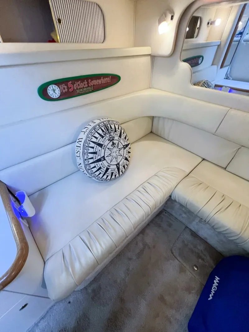 Slide: The Image of Sea Ray 340 Sundancer 2000 - 32