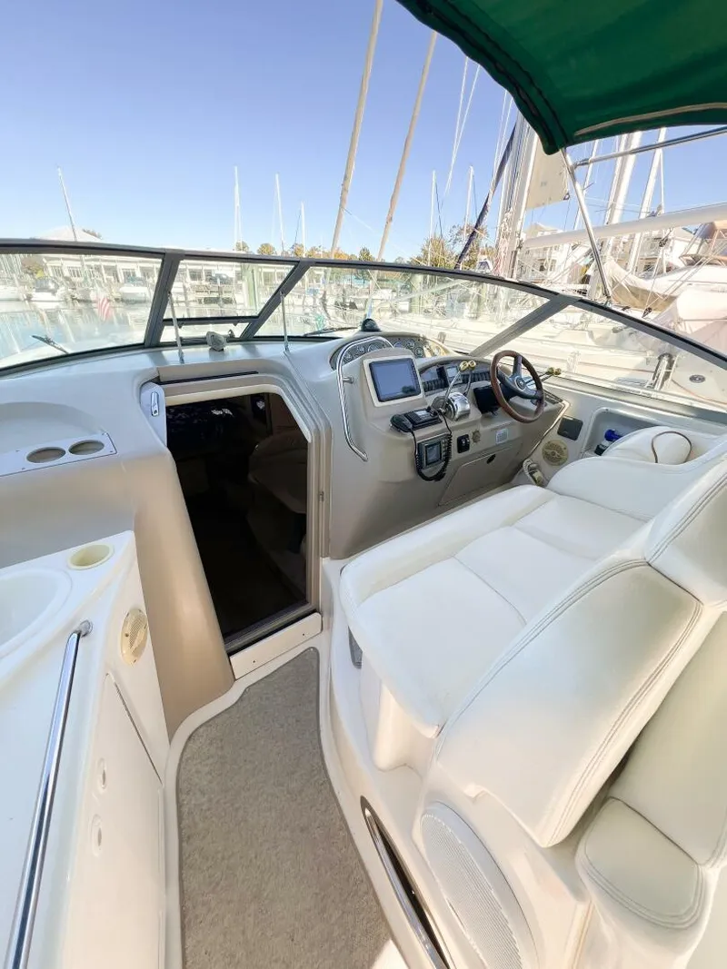 Slide: The Image of Sea Ray 340 Sundancer 2000 - 46