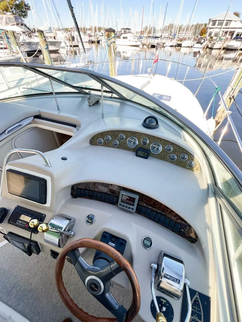 Slide: The Image of Sea Ray 340 Sundancer 2000 - 56