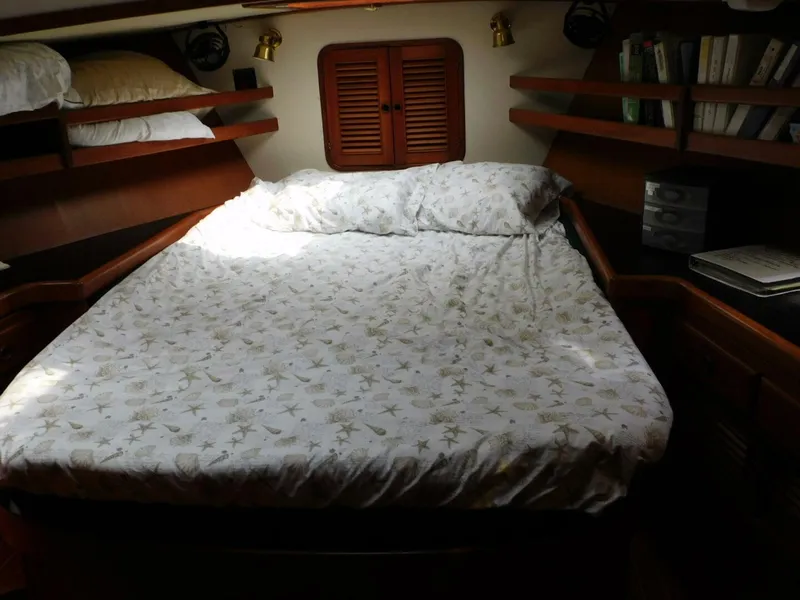Slide: The Image of Hans Christian 45 Independence Trawler 1988 - 14