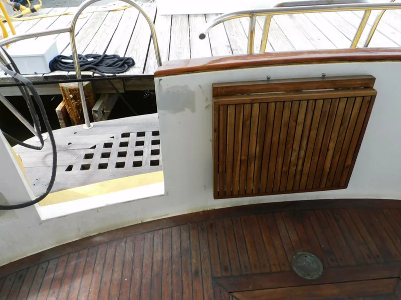 Slide: The Image of Hans Christian 45 Independence Trawler 1988 - 5