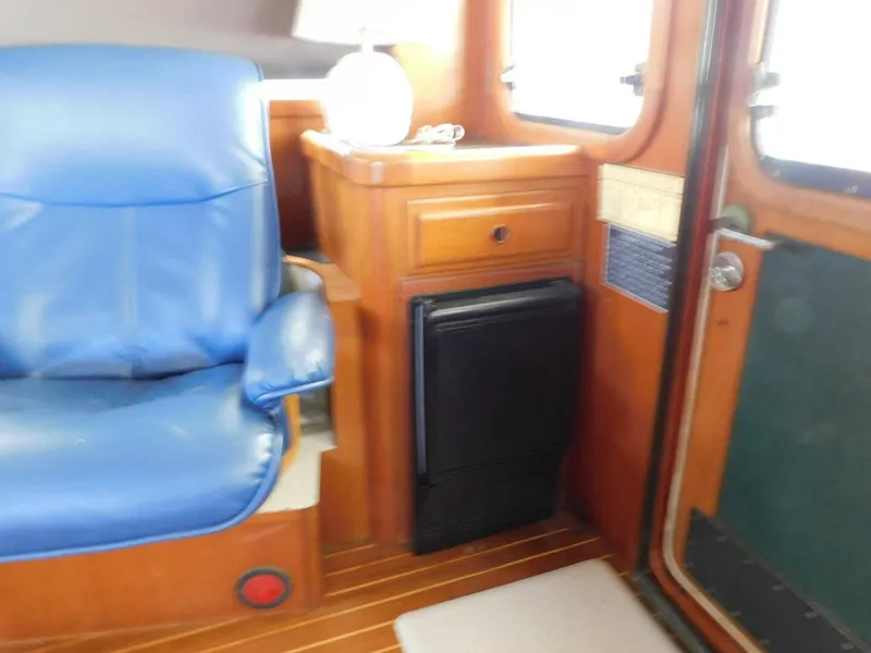 Slide: The Image of Hans Christian 45 Independence Trawler 1988 - 8