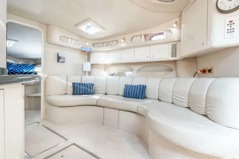 Slide: The Image of Sea Ray 400 Sundancer 1997 - 24