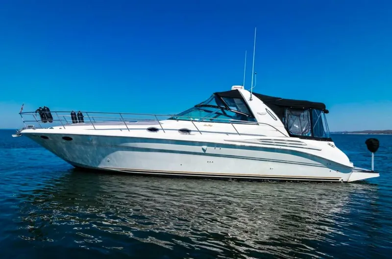 Slide: The Image of Sea Ray 400 Sundancer 1997 - 4