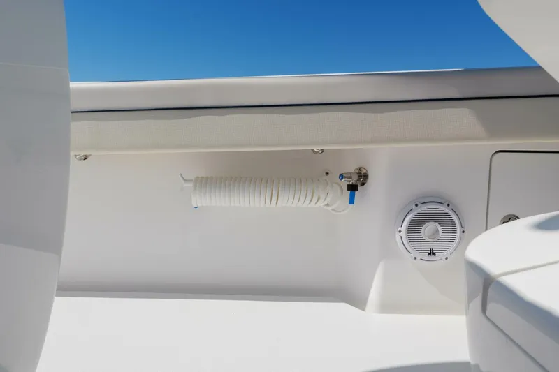 Slide: The Image of Valhalla Boatworks V-33 2024 - 16