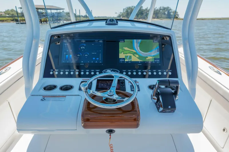 Slide: The Image of Valhalla Boatworks V-33 2024 - 23