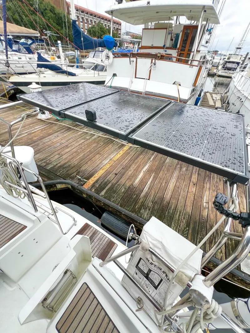 Slide: The Image of Beneteau 373 2007 - 12