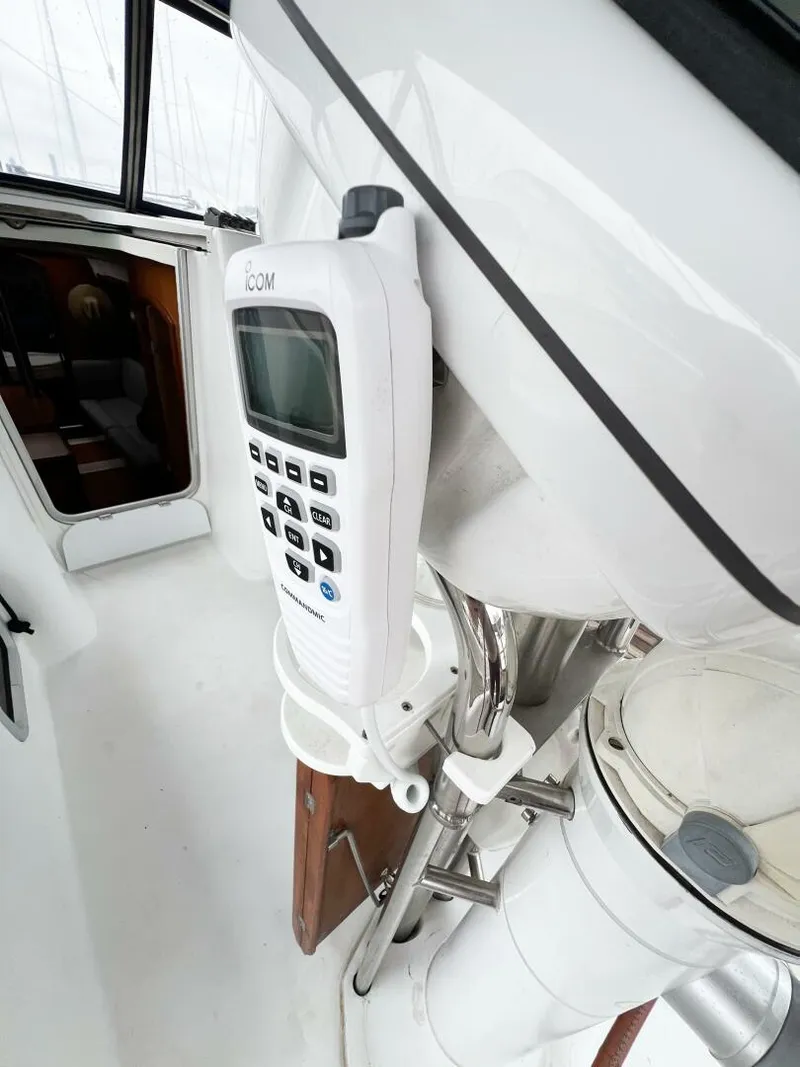 Slide: The Image of Beneteau 373 2007 - 19