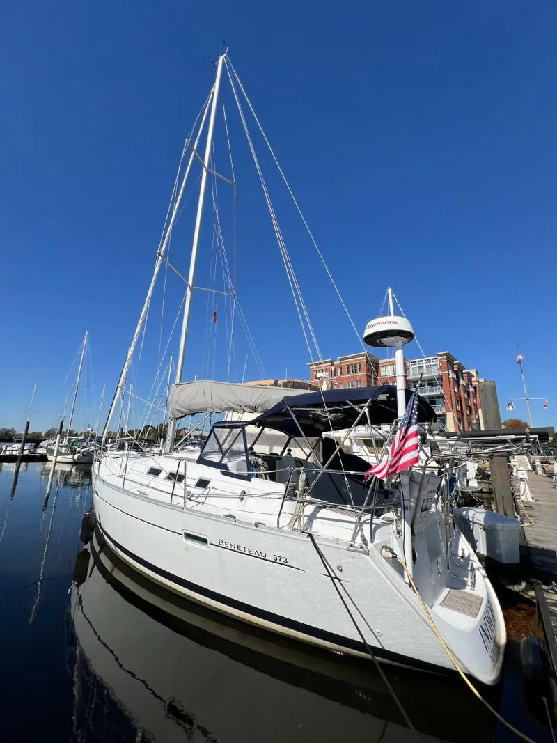 Slide: The Image of Beneteau 373 2007 - 2