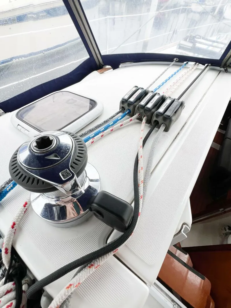 Slide: The Image of Beneteau 373 2007 - 25