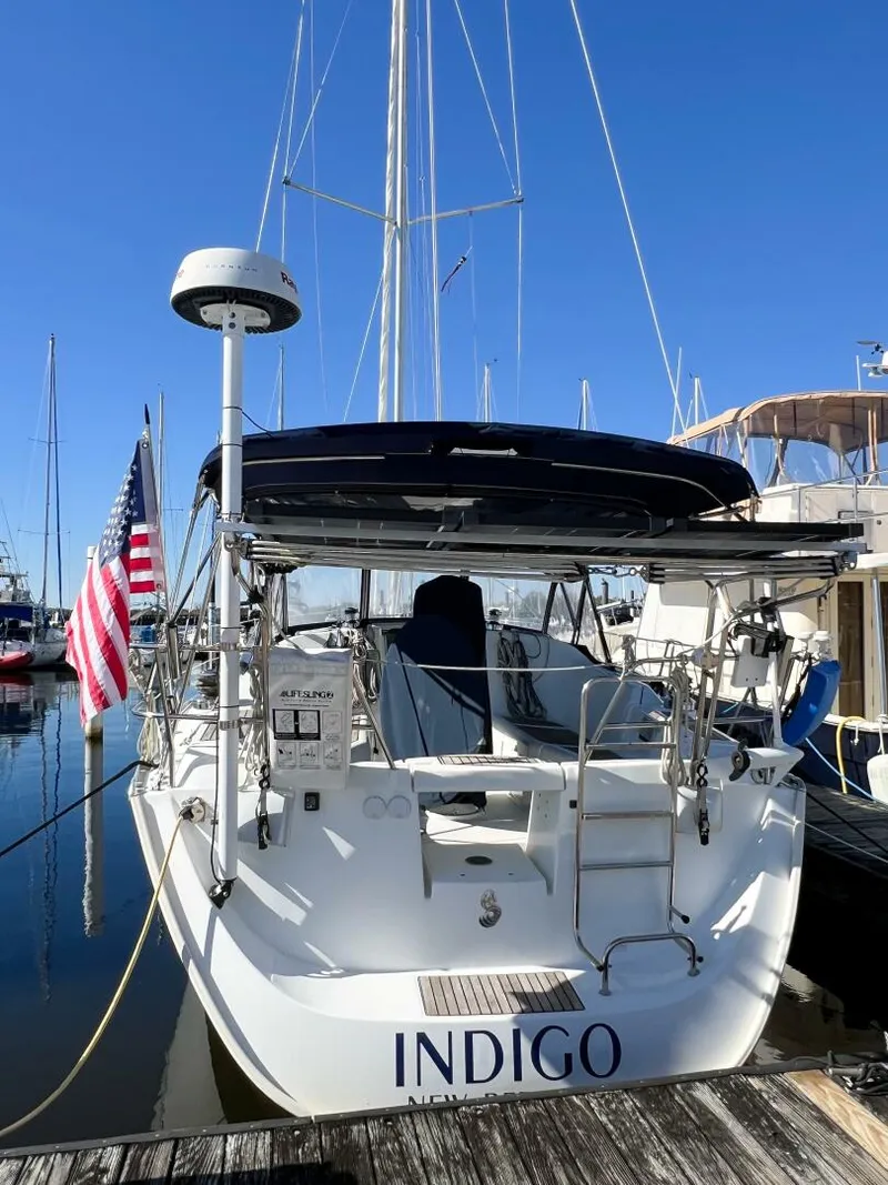 Slide: The Image of Beneteau 373 2007 - 6